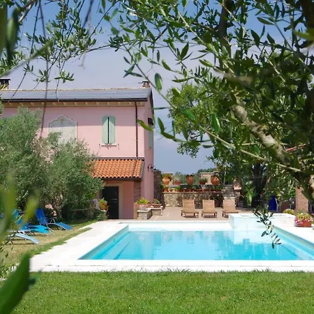 Farm stay La Casa Del Mandorlo Monzambano